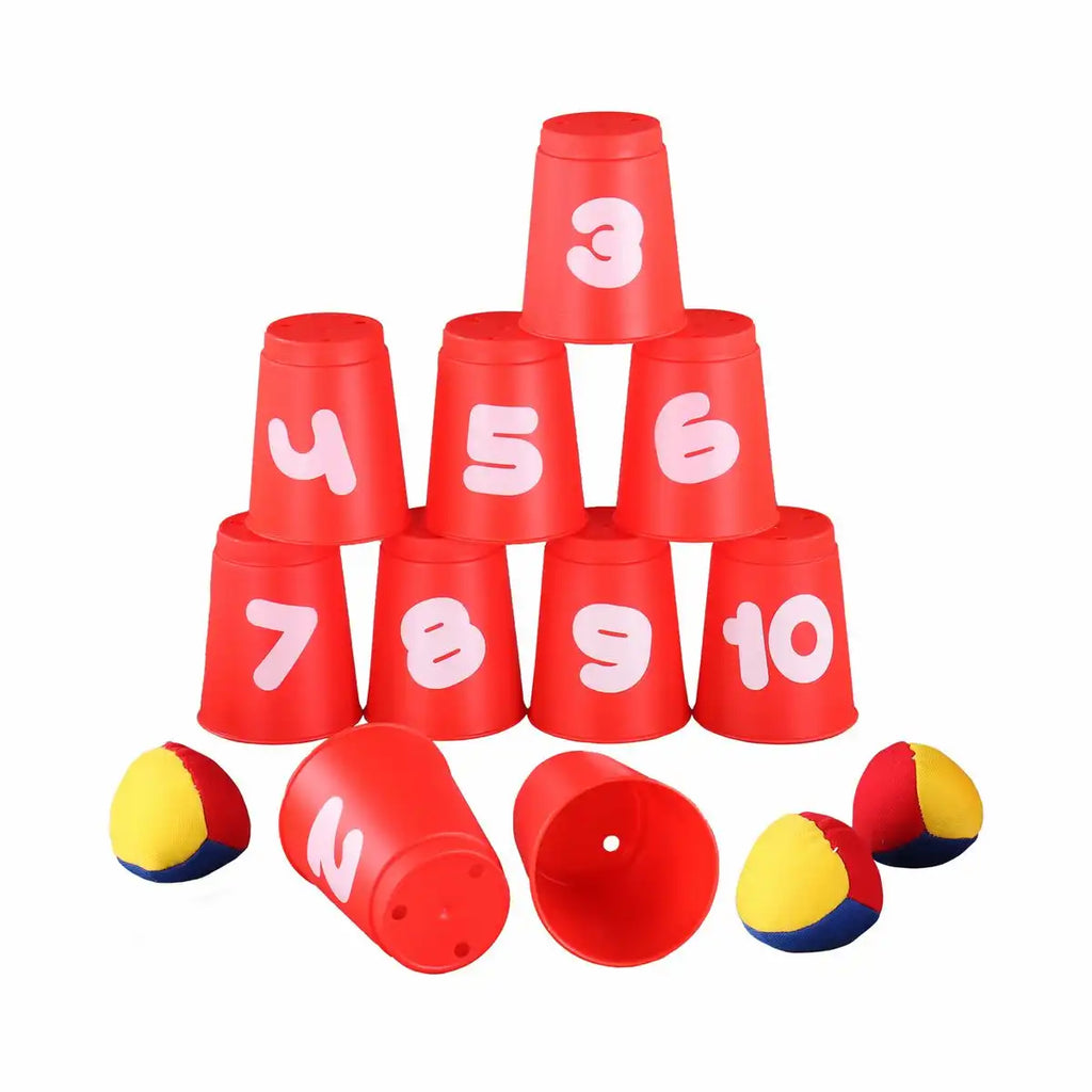 Idena Ballwurfspiel mit 10 Bechern und 3 Bällen ab 3 Jahren