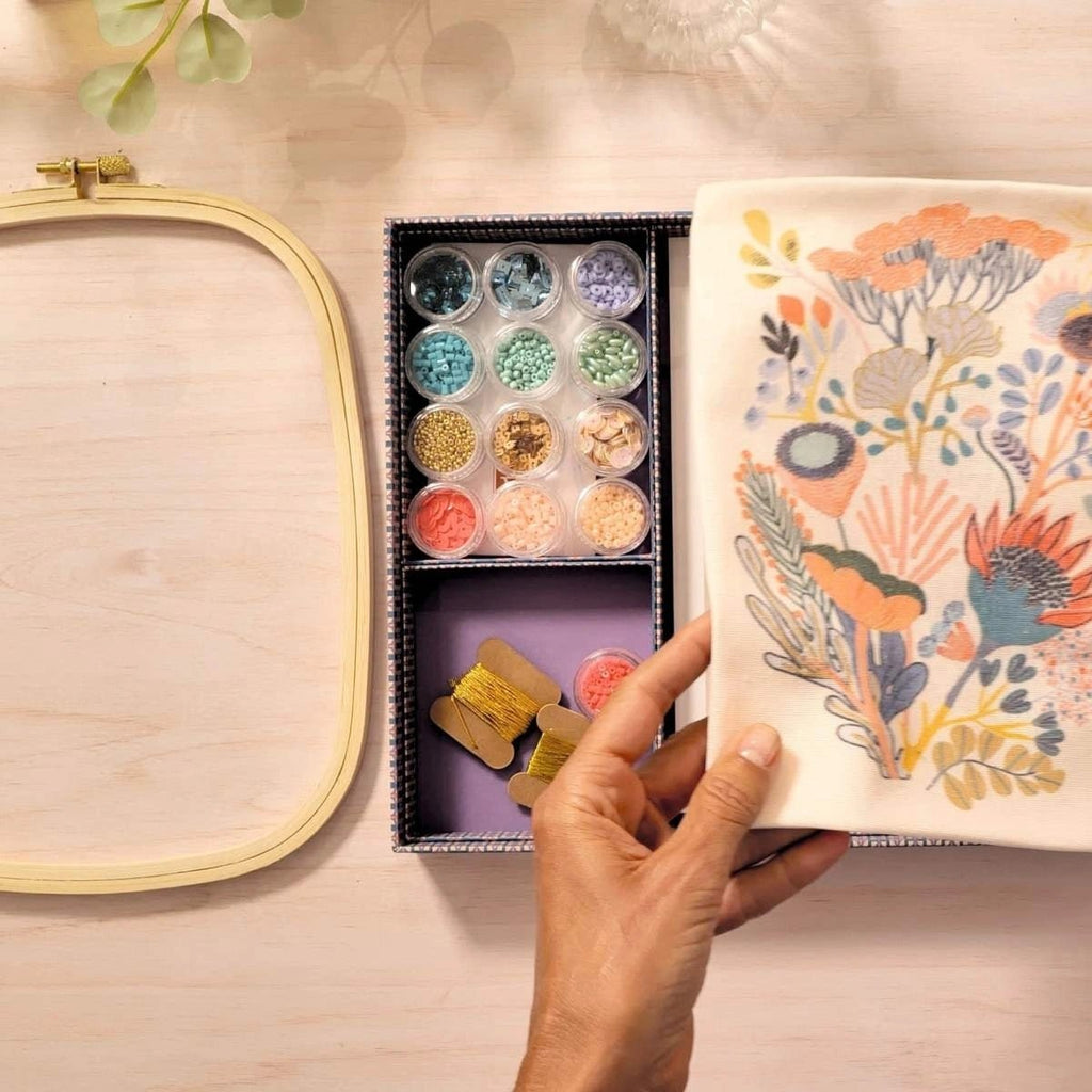 Kreativset Perlenstickerei Djeco Atelier 58 mit Anleitung
