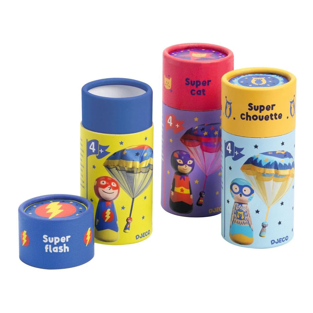 Flying Heroes von Djeco – Fallschirmspringer Set mit 3 Designs
