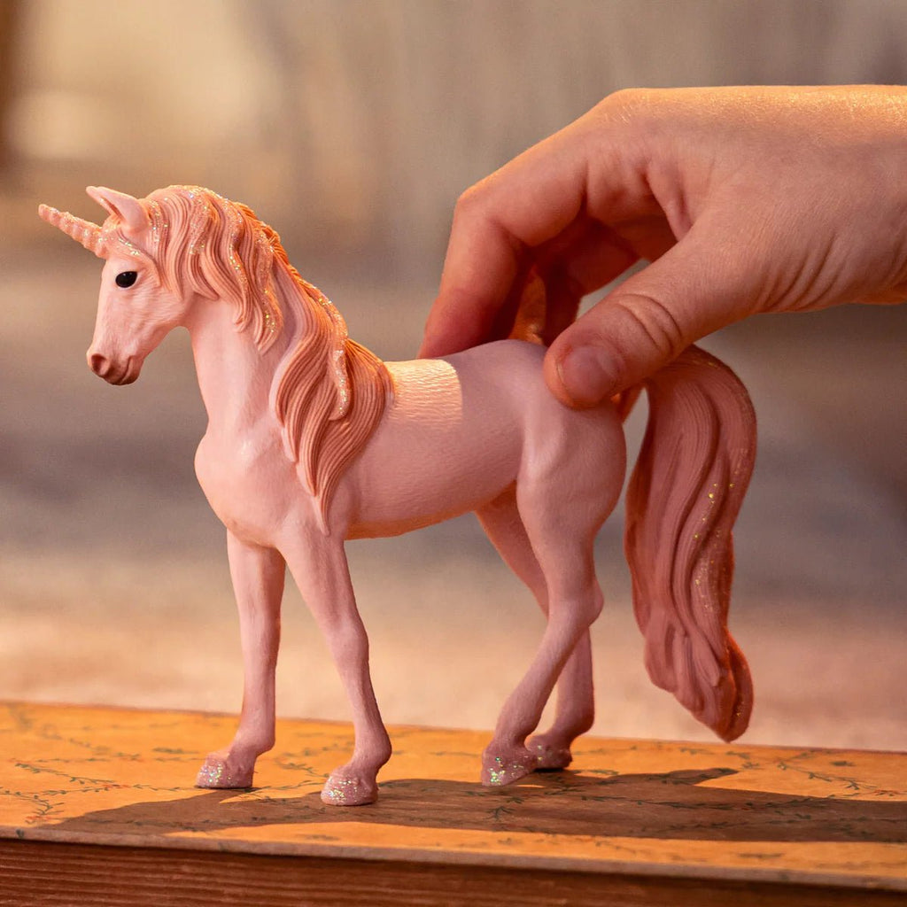 schleich Peach Einhorn seitliche Ansicht mit Flankentattoo
