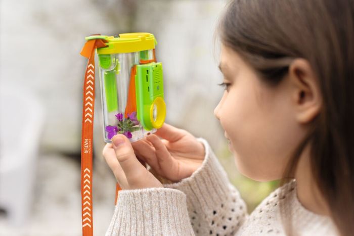 Naturforscher-Set für Kinder mit LED-Lupe und Zubehör
