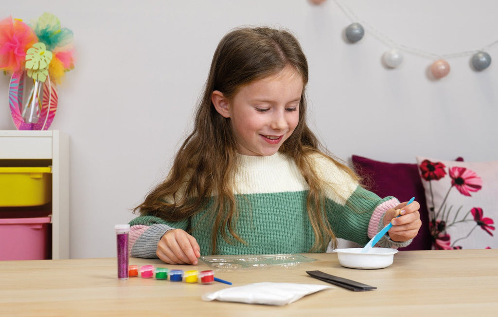 Glitzer-Pferdemagnet Set mit Gips, Glitter und Gussform für kreative Kinder

