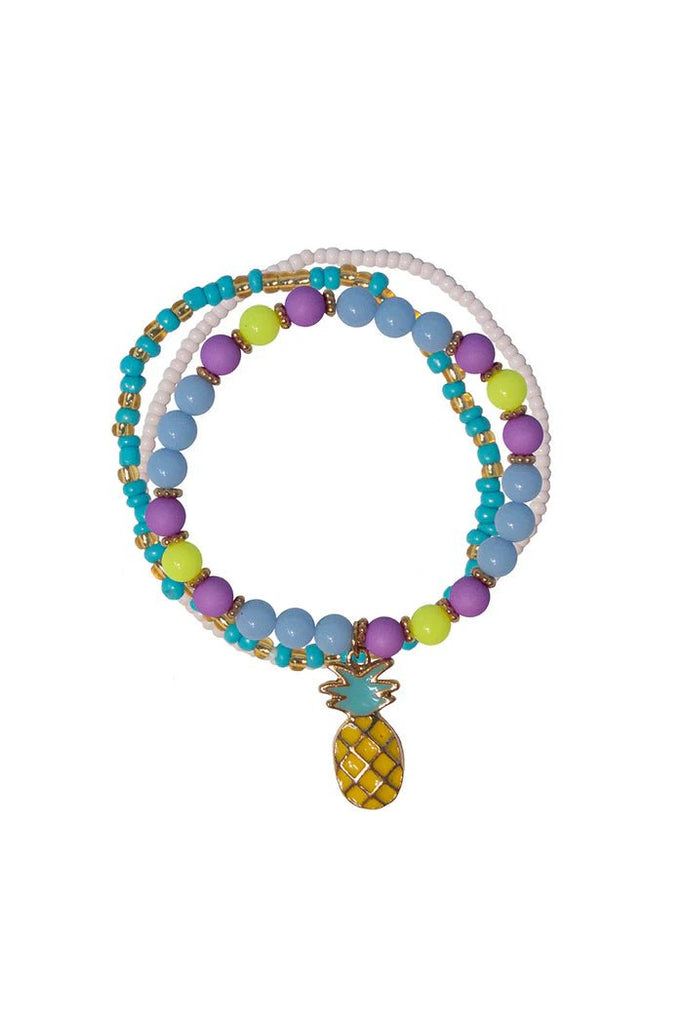Das Hot Tropics Armband mit Ananas-Charm bringt tropisches Flair ans Handgelenk.