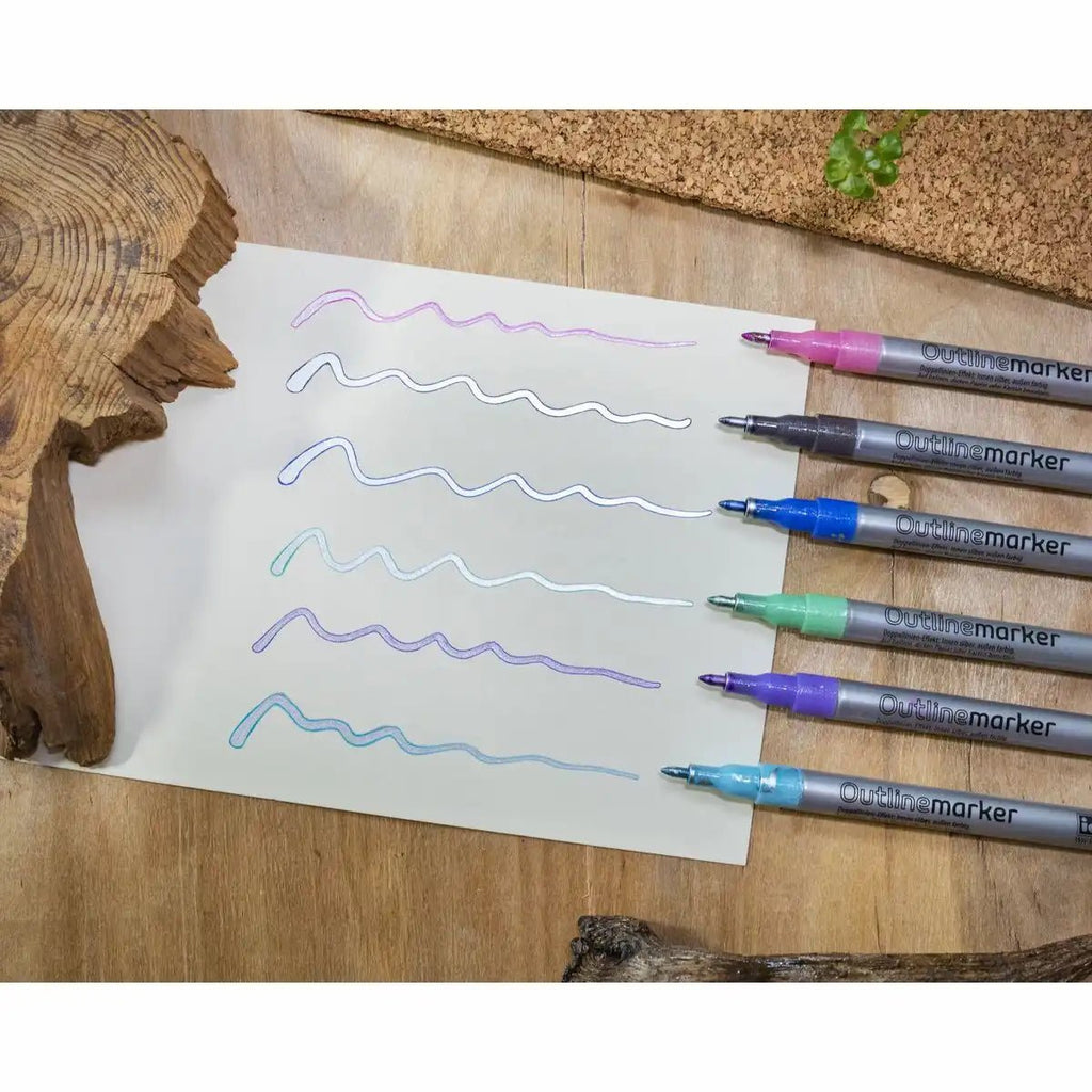 Kreativmarker mit Silberkern und farbiger Umrandung