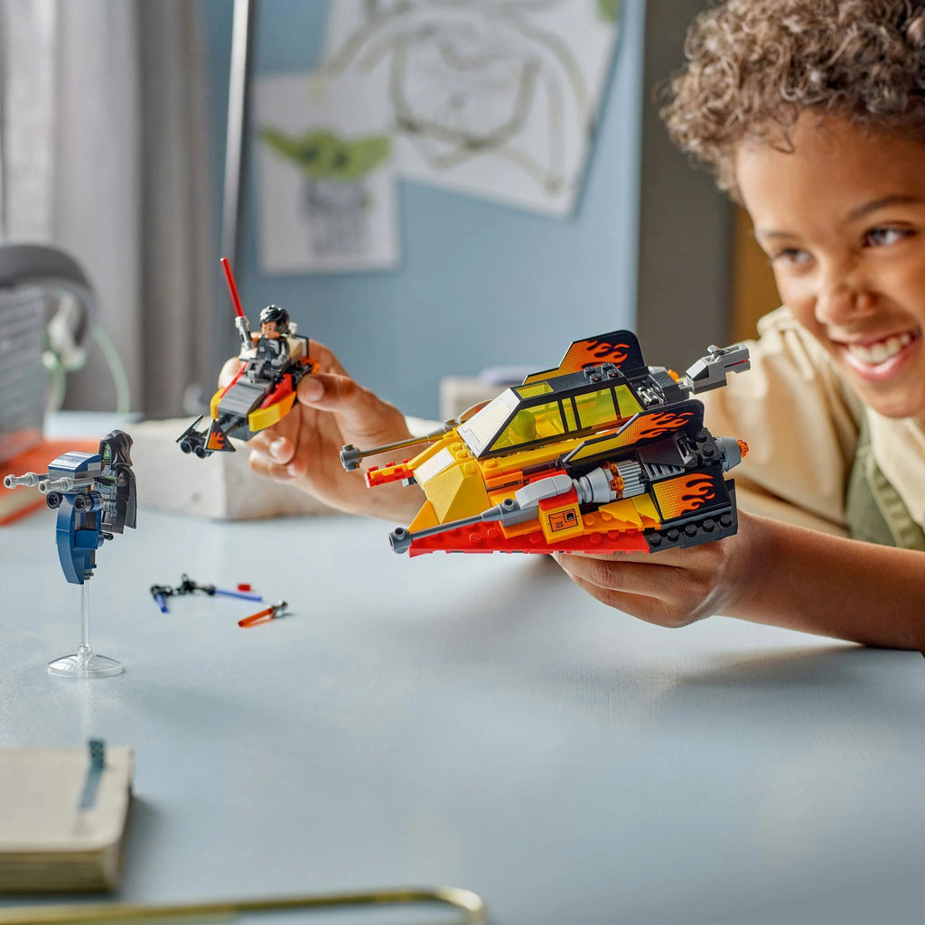 LEGO Snowspeeder mit Speederbike und Lichtschwertfiguren