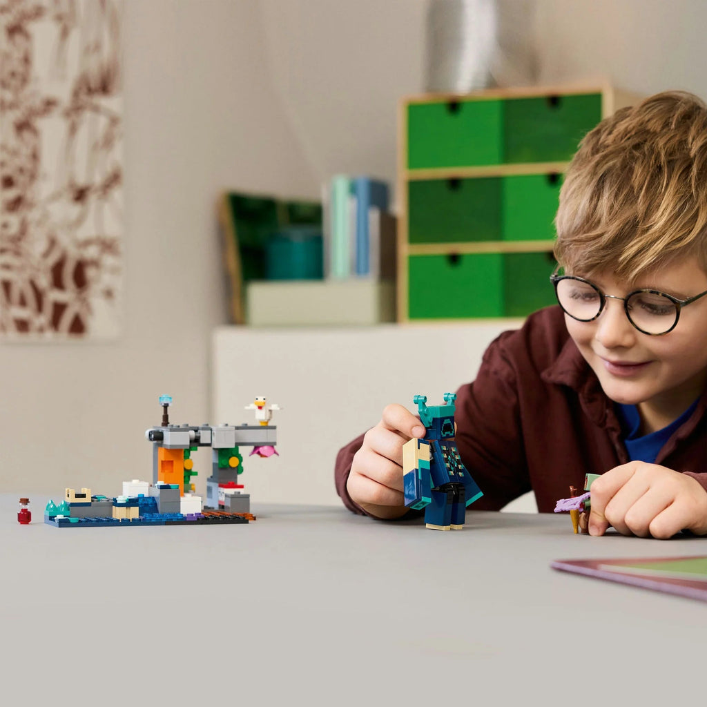 LEGO Minecraft 21274 Begegnung mit dem Wächter – Set mit Figuren & Actionfunktionen