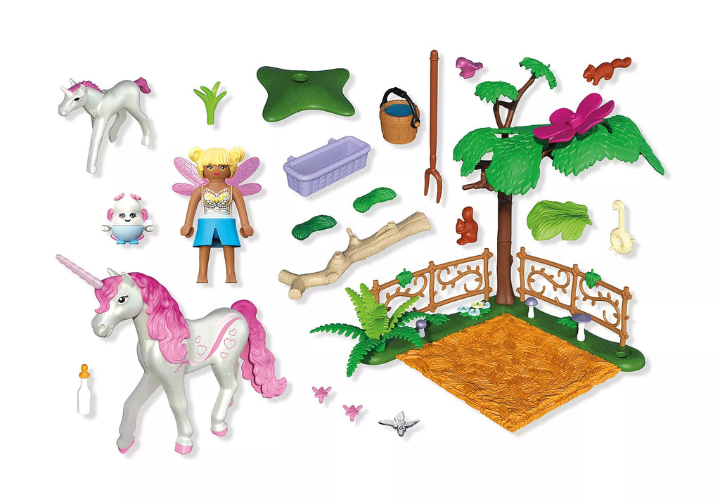 PLAYMOBIL Einhorn-Stall für Mama und Fohlen magisches Spielset
