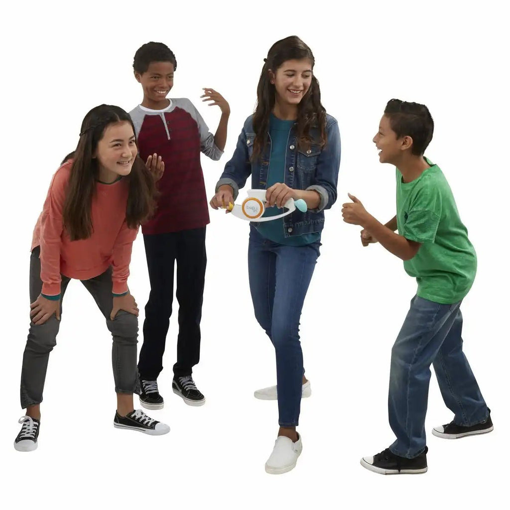 Bop It Spielgerät klopfen drehen ziehen ab 8