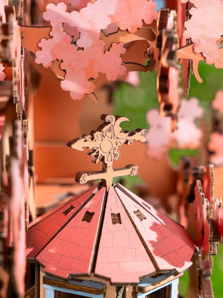 Sakura Tree House ROKR Bastelset mit Balkon und Geländer
