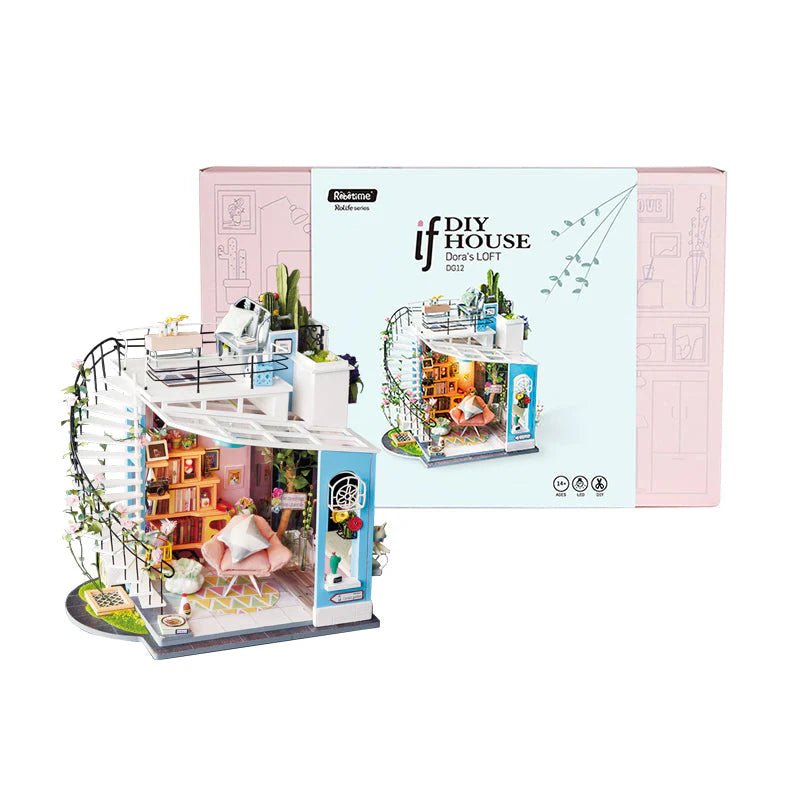 Dora’s Loft DG12 Holzmodell Rolife mit Licht und Geländer
