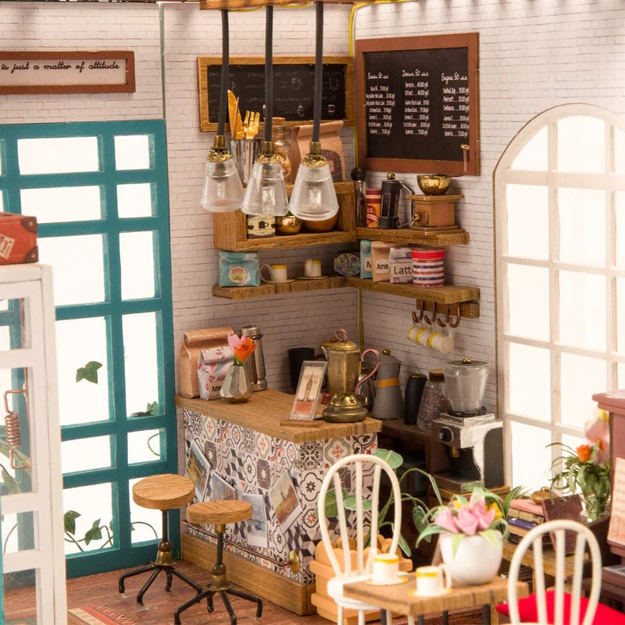 Rolife Miniatur-Café DG109 mit LED-Beleuchtung und Zubehör ab 14
