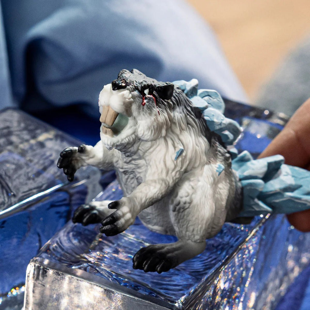 Eisbiber Schleich mit Eispanzer und Biberschwanz aus Schollen