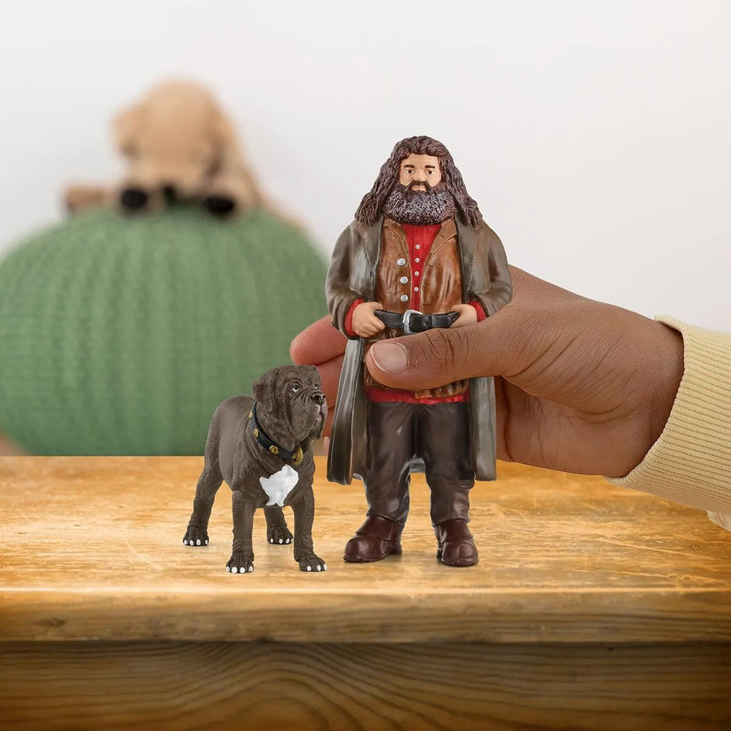 Schleich Harry Potter™ - Hagrid™ & Fang - Schleich