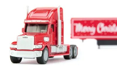Detailansicht Freightliner Weihnachtstruck mit Chromdetails
