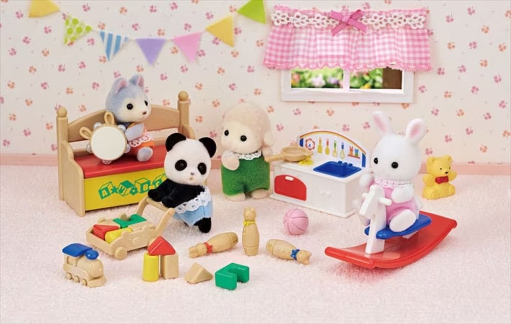 Sylvanian Families - Baby Kindergarten Spielzeug mit Figuren - Epoch