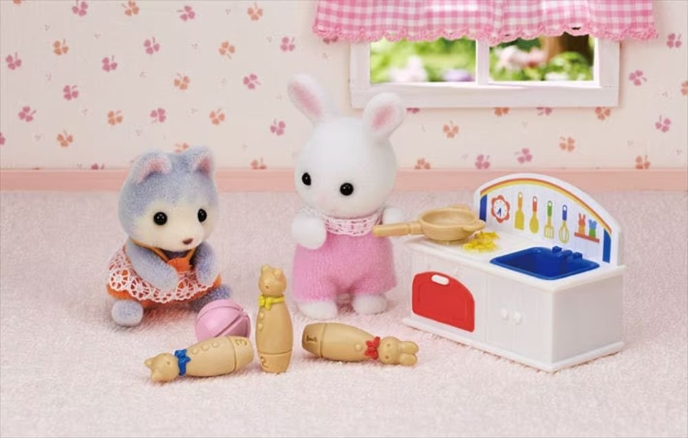 Sylvanian Families - Baby Kindergarten Spielzeug mit Figuren - Epoch