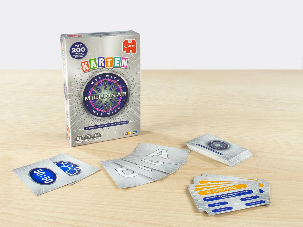 Wer wird Millionär Spielkarten auf Tisch – Quizabend
