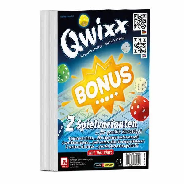 Qwixx Bonus International Blöcke auf Tisch mit Würfeln
